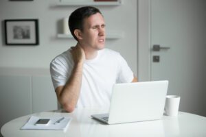 Read more about the article Η ιατρική χρήση της Κάνναβης και η Αυχενική Δυστονία